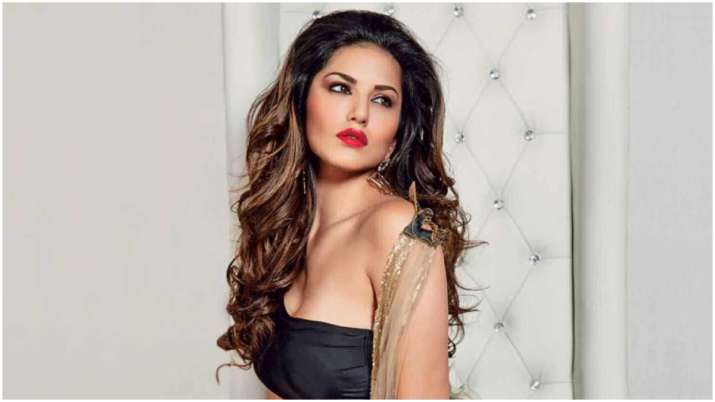 Ragini MMS Returns Season 2: Sunny Leone brings the biggest party anthem this year 'Hello Ji'