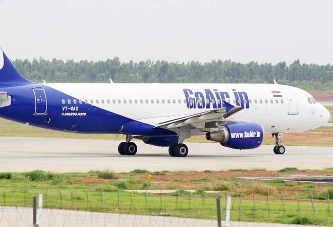 18 GoAir flights were cancelled due to cockpit crew crunch leaving thousand of passengers stranded