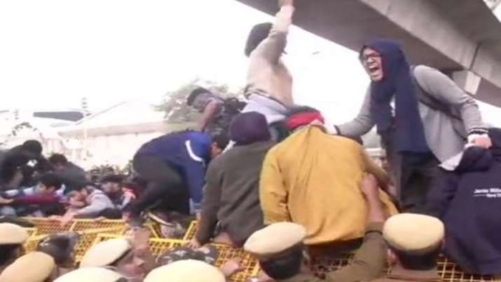 Citizenship Act: Jamia students call off lockdown; university announces vacation till Jan 5