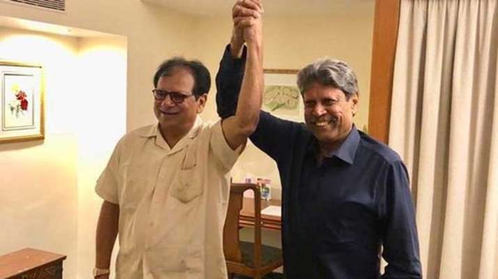 Karsan Ghavri with Kapil Dev