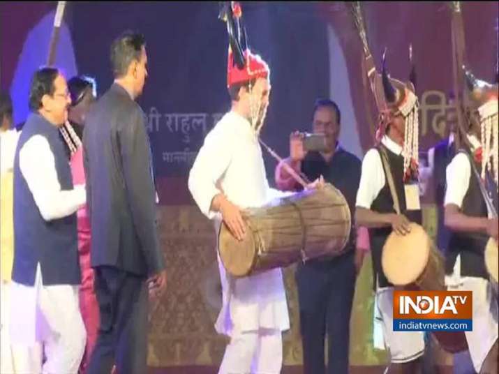 Video: Rahul Gandhi dons kurta-pyjama, dances at tribal dance festival