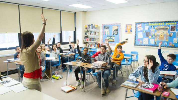 Smaller class sizes not always better for students: Study