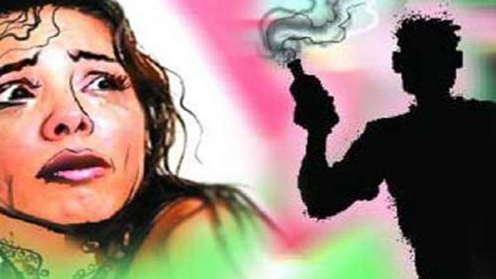 Uttar Pradesh: Minor rape survivor attacked with acid in
