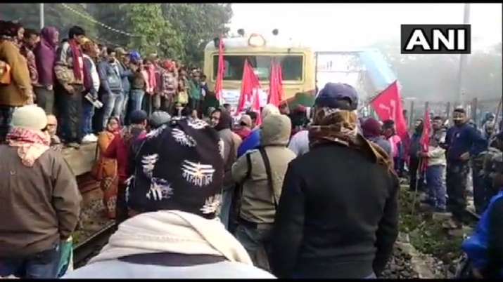 Left leaders held during Bharat bandh protests in Andhra