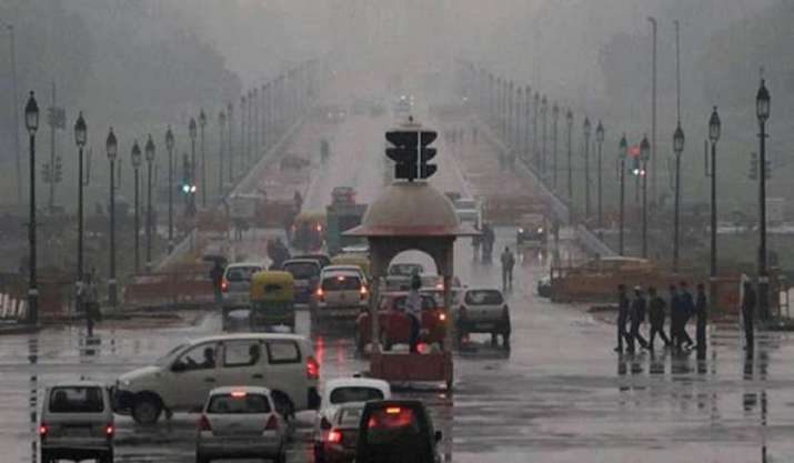 23 Delhi-bound trains delayed due to fog; mercury dips to