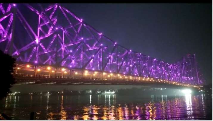 Kolkata S Iconic Howrah Bridge To Have Light And Sound Show Watch India News India Tv