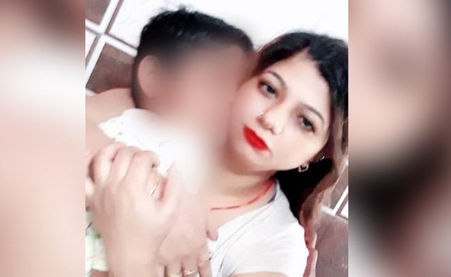 Delhi: Woman, 12-year-old son found dead at home in