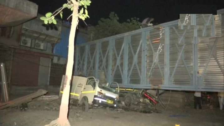 Mumbai: Under-construction foot overbridge collapses in Govandi area; 2 injured