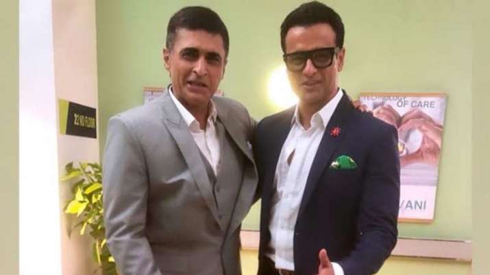 Mohnish Bahl, Rohit Roy