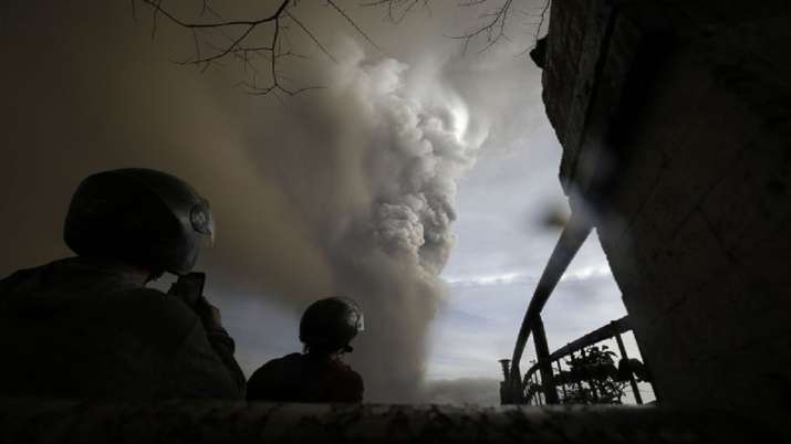 16,700 evacuated as Philippines volcano spews lava