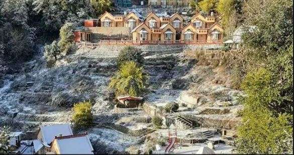 Nepal shuts resort where 8 Indian tourists died