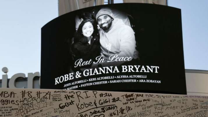 Gianna Bryant S School Retires Her No 2 Basketball Jersey Other