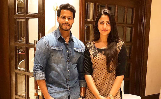 India Tv - HD Kumaraswamy's son Nikhil engaged to Congress leader's grand niece