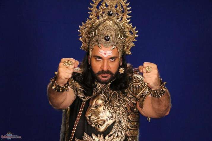 Phir Laut Aayi Naagin Actor Shahbaz Khan Booked For Allegedly Molesting ...