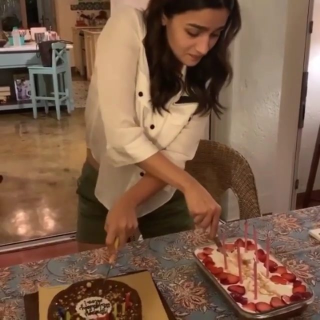 Alia Bhatt Rings In Her 27th Birthday With Girl Gang Shares Photos