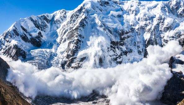 5 killed as avalanche hits in hill station in Pakistan's Abbottabad