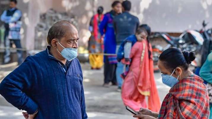 Coronvirus scare: Shortage of surgical, N95 masks in Delhi-NCR ...