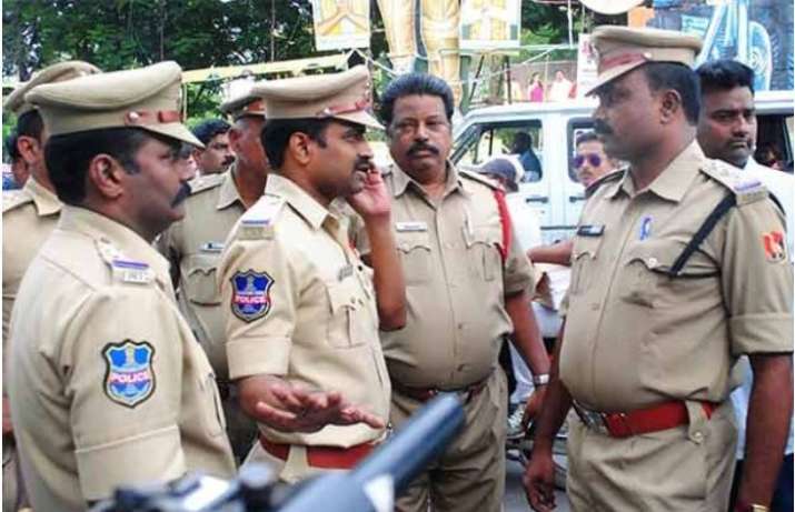 Telangana-AP border clear, no crossovers, say officials