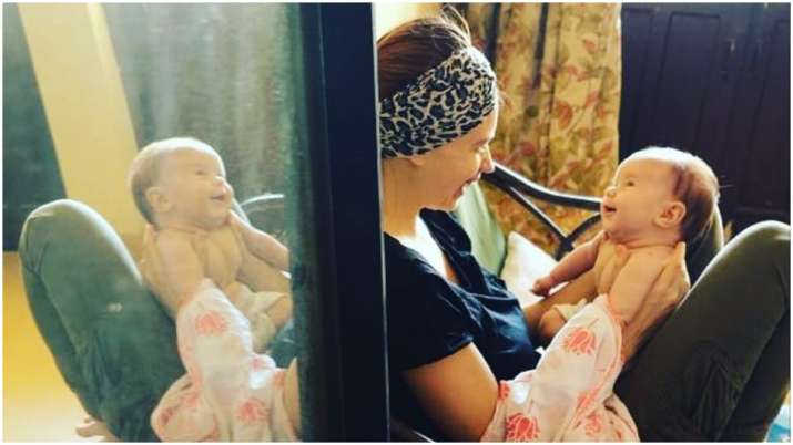 This video of Kalki Koechlin singing Portuguese lullaby for daughter Sappho wins the internet