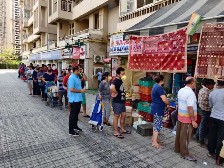 noida panic buying, panic buying in noida, noida ration shops, noida panic buying news,