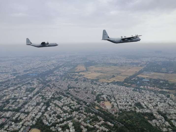 India Tv - Armed forces, Flypast, Corona warriors