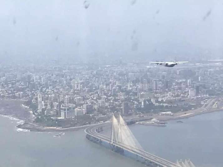 India Tv - Armed Forces, Corona warriors, Flypast