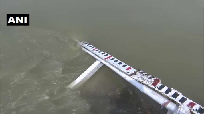 Brahmaputra water level rising by 2 cm every hour due to incessant rainfall in Guwahati