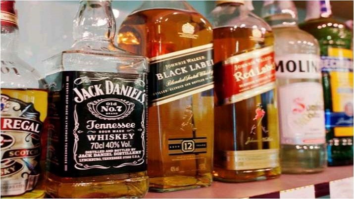 Liquor Delivery Only Within Municipal Limits In Thane District India News India Tv