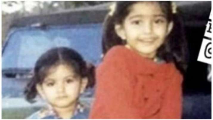 This throwback pic of Sonam Kapoor with sister Rhea is too