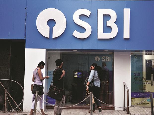 Sbi Cbo Recruitment 2020 Graduates Can Apply For 3 850 Circle Based Officer Posts Check Salary Eligibility Criteria Career News India Tv