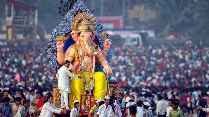 Maharashtra: Height of Ganesh idols restricted, mandals advised to defer immersion | India News – India TV