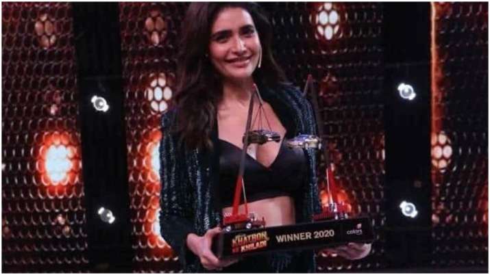 Khatron Ke Khiladi 10 finale: Karishma Tanna is the winner, Karan Patel