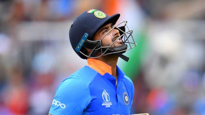 Rishabh Pant dropped from India's limited-overs squad for Australia tour, Varun Chakravarthy earns maiden call-up | Cricket News – India TV