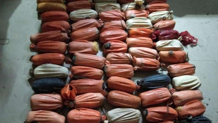 BSF officials seize 60 packets of contraband suspected to be heroin in Gurdaspur