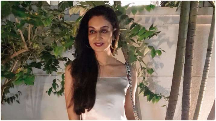 Kannada actress Aishwarya Arjun tests positive for Covid-19, quarantined at home