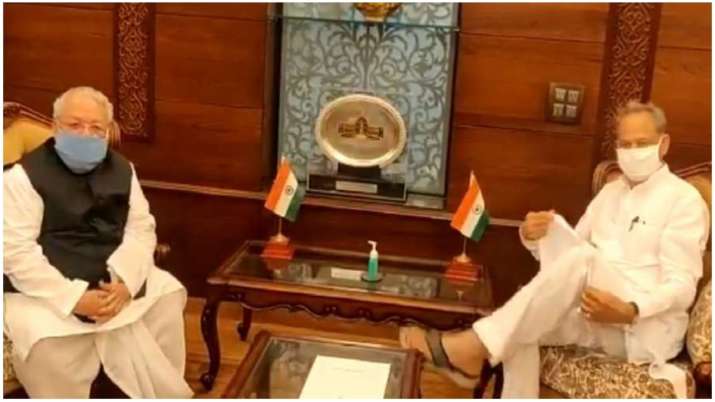 Ashok Gehlot meets Rajsthan Governor, hands over list of MLAs