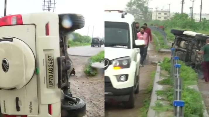 Vikas Dubey dead killed encounter UP STF car overturns Kanpur ...