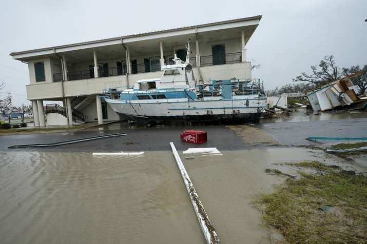 Hurricane Laura victims may go weeks without power; US deaths reach 14