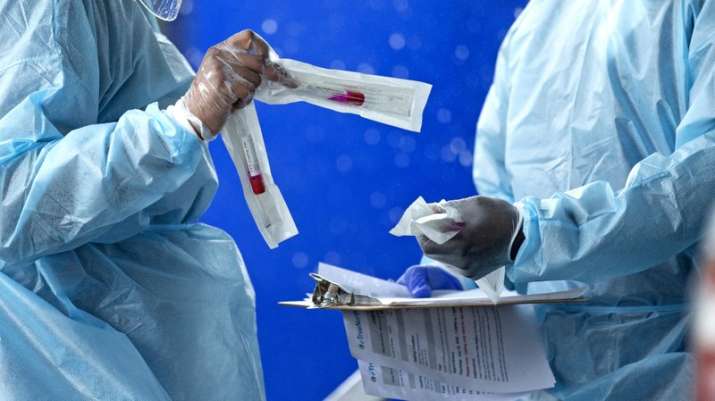 Clinical trial: 3 more volunteers given Oxford COVID-19 vaccine (Representational image)