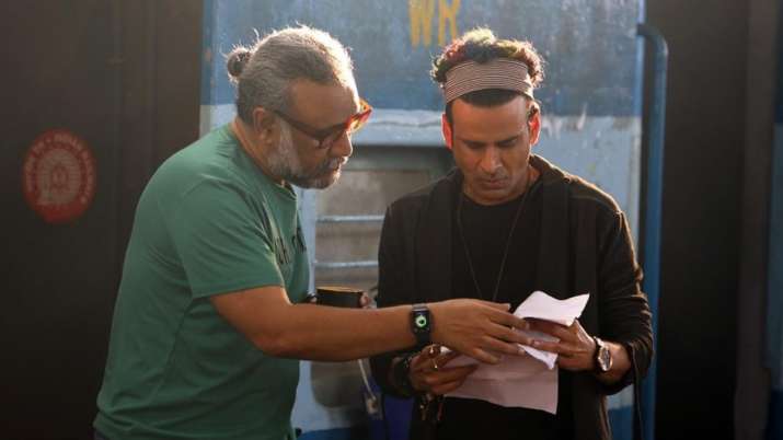 Manoj Bajpayee teases collaboration with filmmaker Anubhav Sinha 