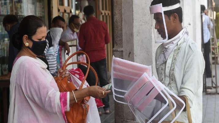West Bengal has over 2,300 containment zones; Nadia, Burdwan and North Dinajpur among top districts