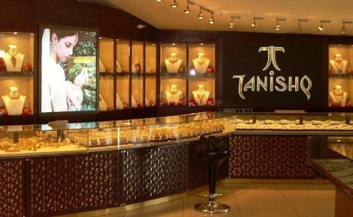 Tanishq store Gujarat Gandhidham Tanishq store manager apology Tanishq ad controversy | India News – India TV