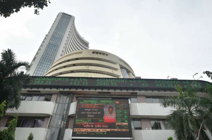 Sensex rises 340 points to reclaim 40,000-mark