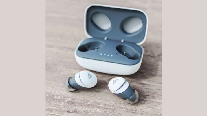 boult company earphones