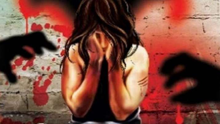 Maharashtra: 17-year-old girl's father, boyfriend arrested for raping her in Thane	