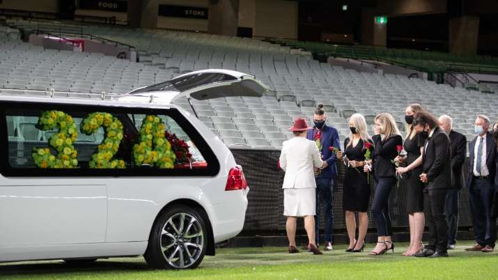 Family Bid Farewell To Dean Jones With Final Lap At Melbourne Cricket Ground Cricket News India Tv