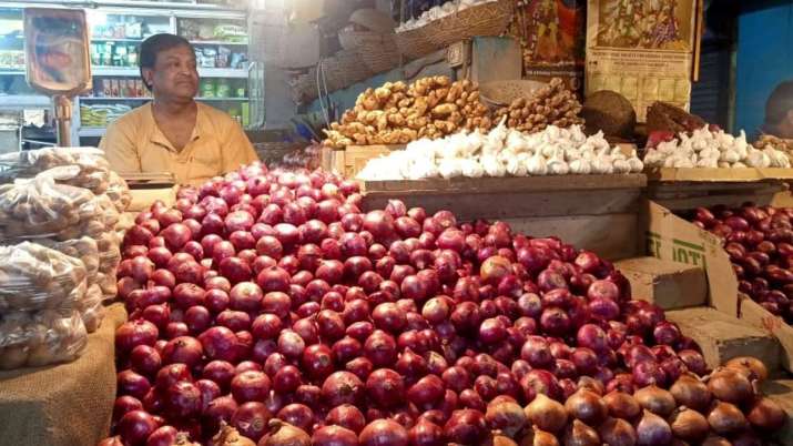 Live onion market