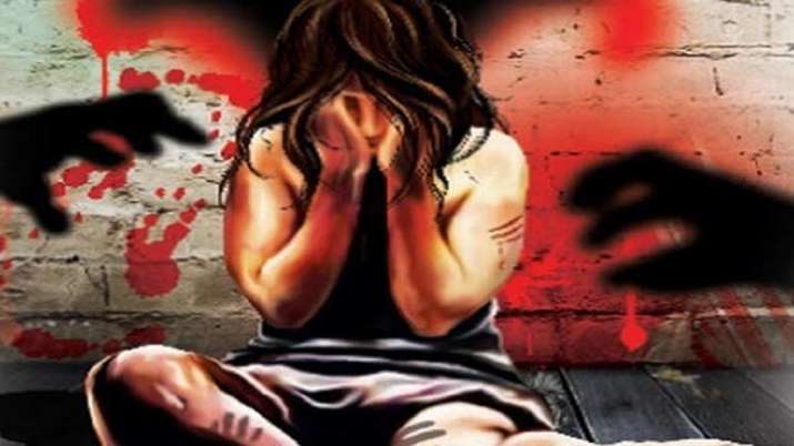 Uttar Pradesh Chitrakoot Teen Girl Raped Neighbour Absconding Uttar