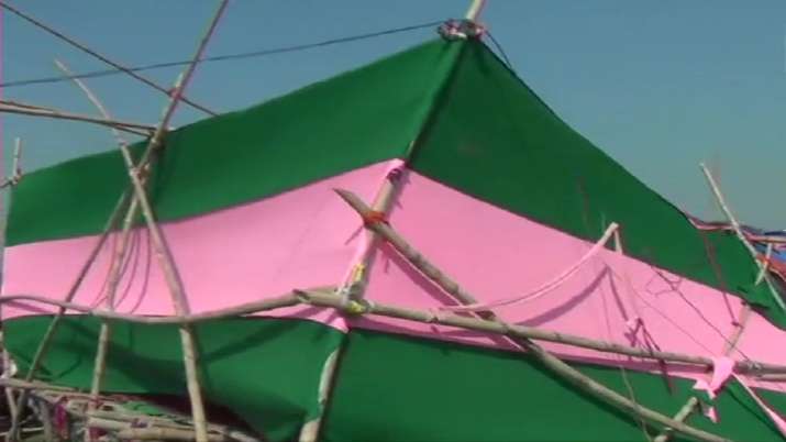 Stage collapses at Pappu Yadav's campaign rally in Minapur constituency