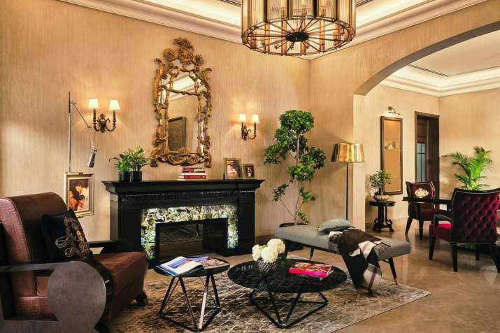 India Tv - Inside Shah Rukh Khan's Delhi home